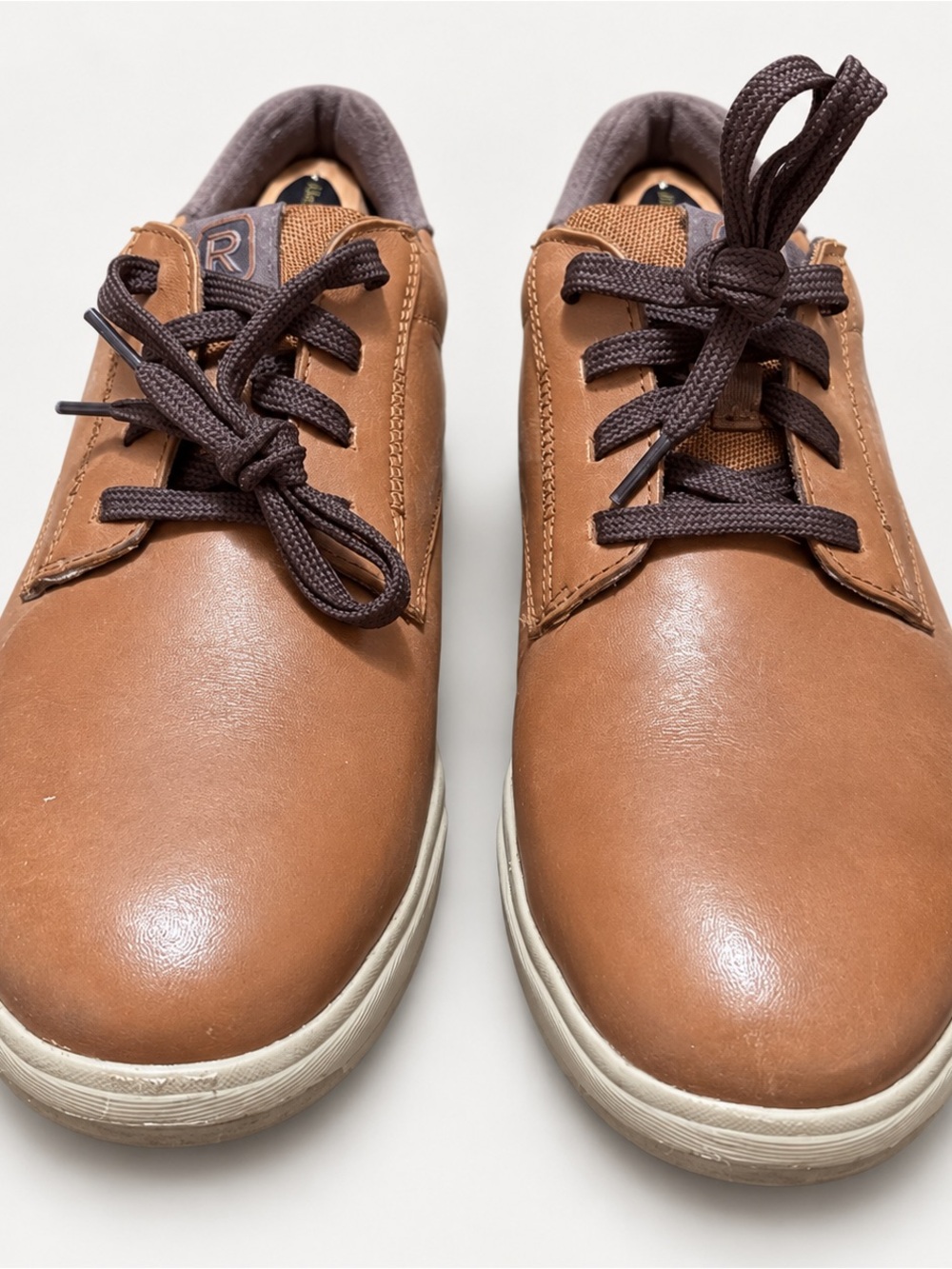 Men’s Rockport truTECH casual lace-up shoes in a versatile cognac-brown colour.